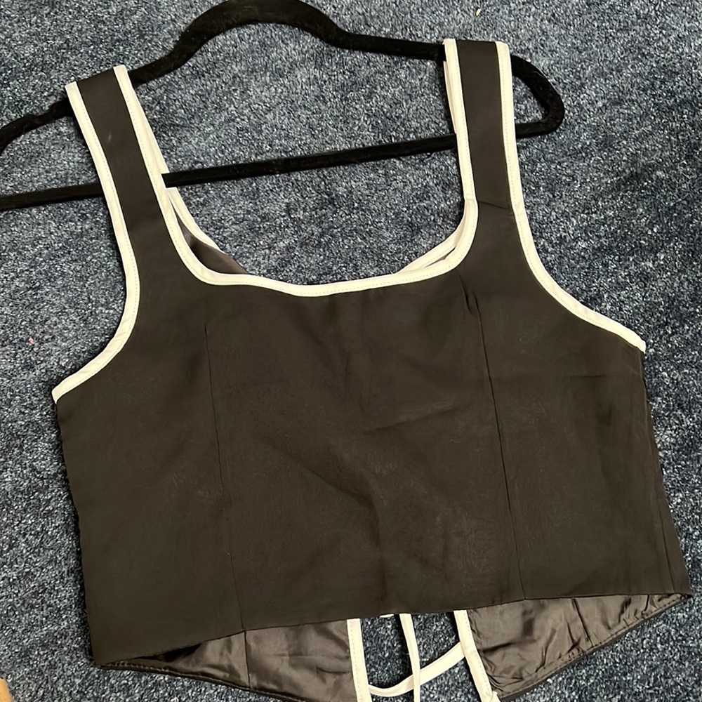 Black Top - Picture 3 of 3